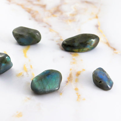Labradorite rolled stone